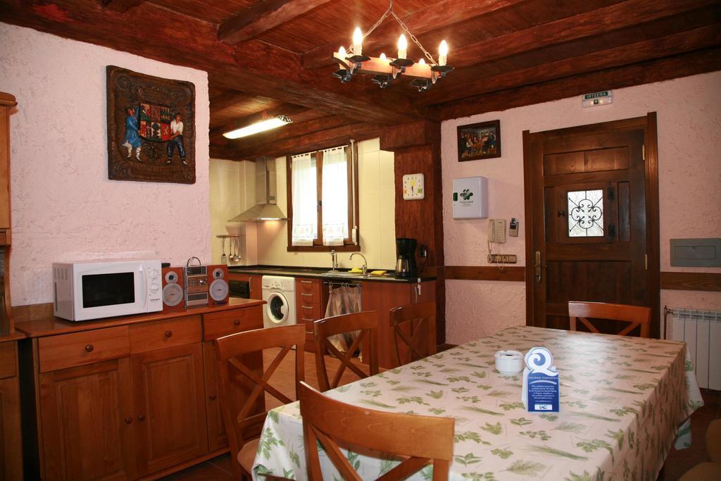 Casa Rural Arratzain Usúrbil Quarto foto